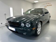 Louer une JAGUAR XJ 8 300CV de de 2005 (Photo 2)