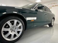 Louer une JAGUAR XJ 8 300CV de de 2005 (Photo 3)