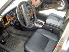 Louer une JAGUAR XJ V12 de de 1986 (Photo 3)