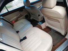 Louer une JAGUAR XJ12 Vandenplas de de 1984 (Photo 3)