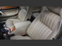 Louer une JAGUAR XJ40 Sovereign de de 1989 (Photo 3)
