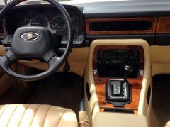 Louer une JAGUAR XJ40 de de 1990 (Photo 5)