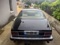 Louer une JAGUAR XJ40 de de 1990 (Photo 4)
