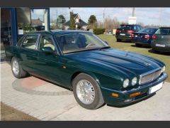 Louer une JAGUAR XJ6 Sovereign de 1995 (Photo 0)