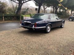 Louer une JAGUAR XJ6 de de 1977 (Photo 4)