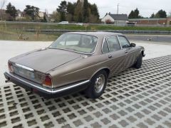 Louer une JAGUAR XJ6 de de 1984 (Photo 3)