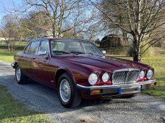 Louer une JAGUAR XJ6 de de 1984 (Photo 2)