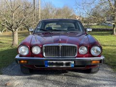 Louer une JAGUAR XJ6 de de 1984 (Photo 3)