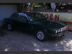 Louer une JAGUAR XJ8 300 CV de de 1998 (Photo 1)