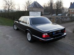 Louer une JAGUAR XJ8 SPORT de de 2000 (Photo 2)