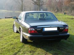 Louer une JAGUAR XJ8 de de 1998 (Photo 3)
