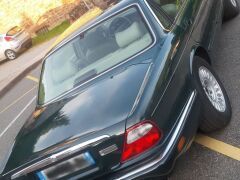 Louer une JAGUAR XJ8 de de 1998 (Photo 3)