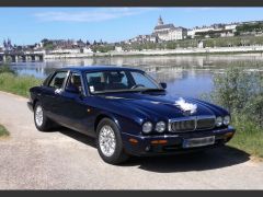 Louer une JAGUAR XJ8 de de 2000 (Photo 1)