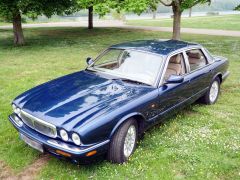 Louer une JAGUAR XJ8 de de 2000 (Photo 4)