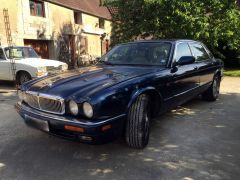 Louer une JAGUAR XJ de 1995 (Photo 0)