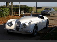 Louer une JAGUAR XK 120 de de 1953 (Photo 1)