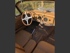 Louer une JAGUAR XK 150  SE DHC de de 1959 (Photo 4)
