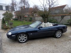 JAGUAR XK8 (Photo 1)