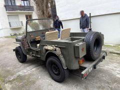 Louer une JEEP Hotchkiss Willys de de 1983 (Photo 4)