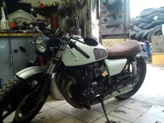 Louer une KAWASAKI Z 650 de de 1981 (Photo 1)