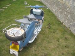 Louer une LAMBRETTA Scooter de de 1958 (Photo 2)