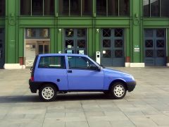 LANCIA Y10 (Photo 4)