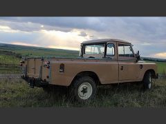 Louer une LAND ROVER 109 Pick Up de de 1975 (Photo 3)