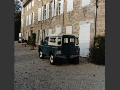 Louer une LAND ROVER 88 serie 3 de de 1979 (Photo 2)