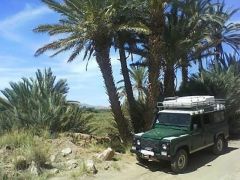 Louer une LAND ROVER Defender TD5 de 2004 (Photo 0)