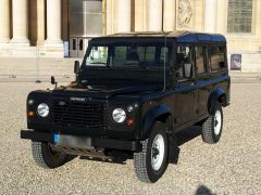 Louer une LAND ROVER Defender de de 1990 (Photo 1)