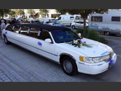 Louer une LINCOLN Town Car Limousine de de 2000 (Photo 2)