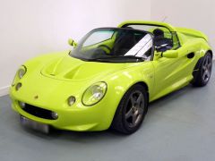 Louer une LOTUS Elise de de 1999 (Photo 1)