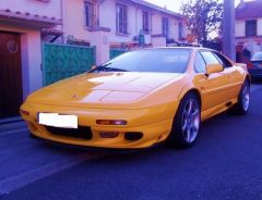 LOTUS Esprit V8 GT (Photo 1)