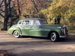 Louer une MERCEDES-BENZ 300 Adenauer de de 1953 (Photo 1)