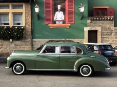 Louer une MERCEDES-BENZ 300 Adenauer de de 1953 (Photo 4)