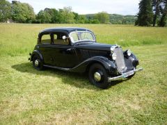 Louer une MERCEDES 170 V de 1948 (Photo 0)