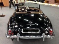 Louer une MERCEDES 190 SL de de 1959 (Photo 3)