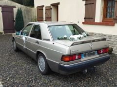 MERCEDES 190D 2.5 de 1992 en location pour mariage dans l'Oise