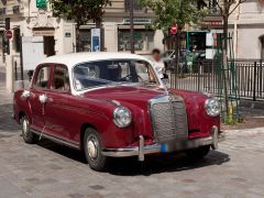 Louer une MERCEDES 220S de 1958 (Photo 1)