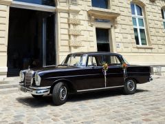 MERCEDES 220S de 1965 en location pour mariage � Paris