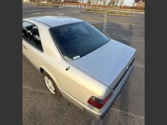 MERCEDES 230 CE de 1988 en location pour mariage dans le Val-de-Marne