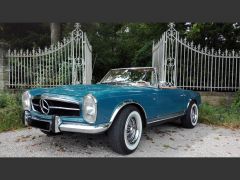 Louer une MERCEDES 230 SL Pagode de de 1965 (Photo 1)