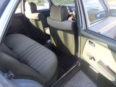 MERCEDES 240 D (Photo 5)