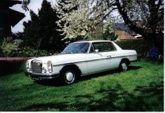 Louer une MERCEDES 250 CE de 1970 (Photo 0)