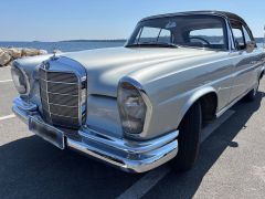 Louer une MERCEDES 250 SE de de 1966 (Photo 2)