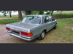 Louer une MERCEDES 280 SE de de 1980 (Photo 3)