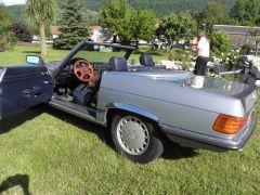 Louer une MERCEDES 280 SL de de 1980 (Photo 4)