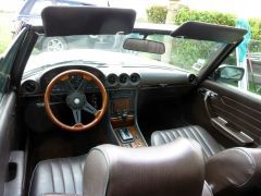 Louer une MERCEDES 280 SL de de 1981 (Photo 4)