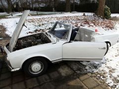 Louer une MERCEDES 280SL Pagode de de 1968 (Photo 3)