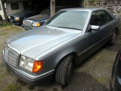 Louer une MERCEDES 300 CE de de 1992 (Photo 2)